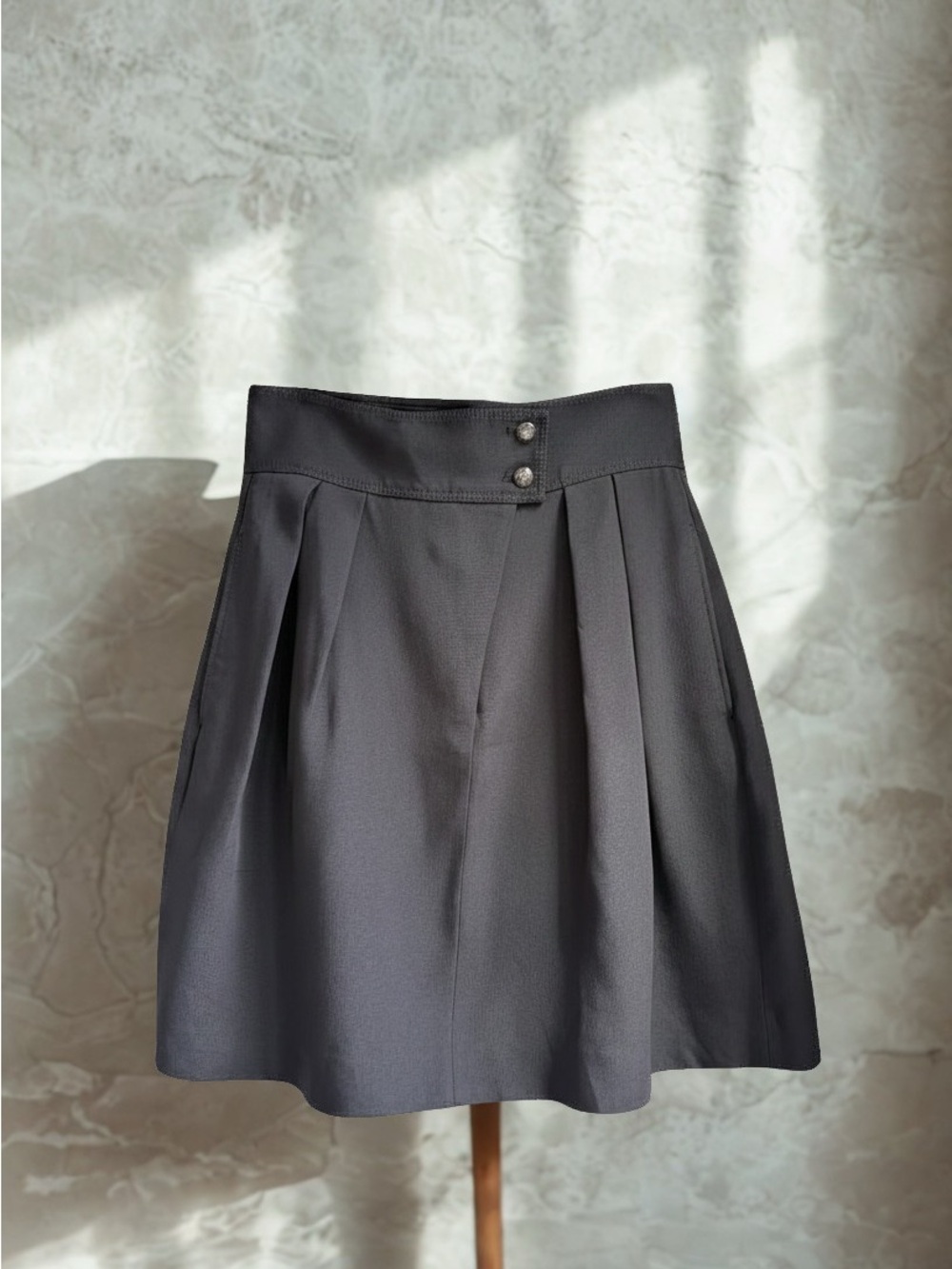Massimo Dutti Black A-Line Pleated Skirt with Button Waist, Size 6